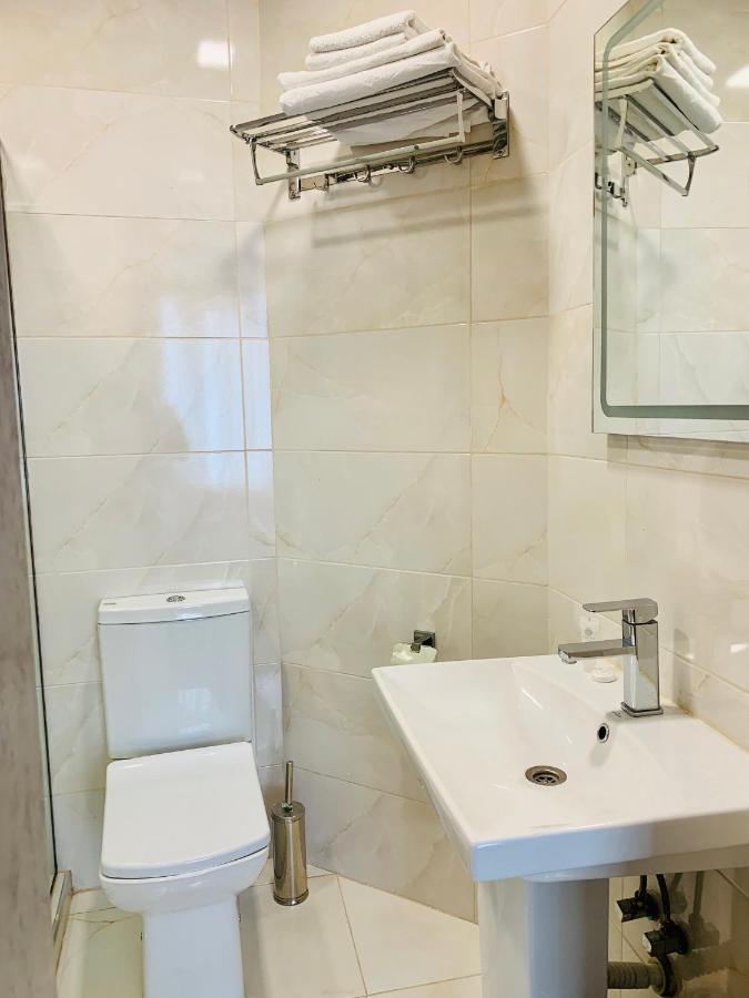 Hotel Tsereteli Batum Dış mekan fotoğraf