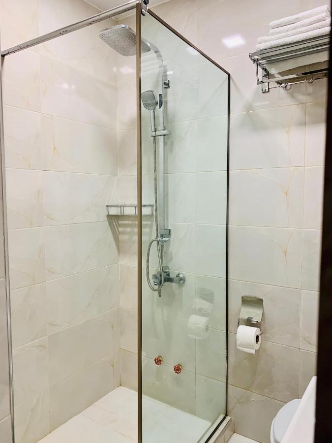Hotel Tsereteli Batum Dış mekan fotoğraf