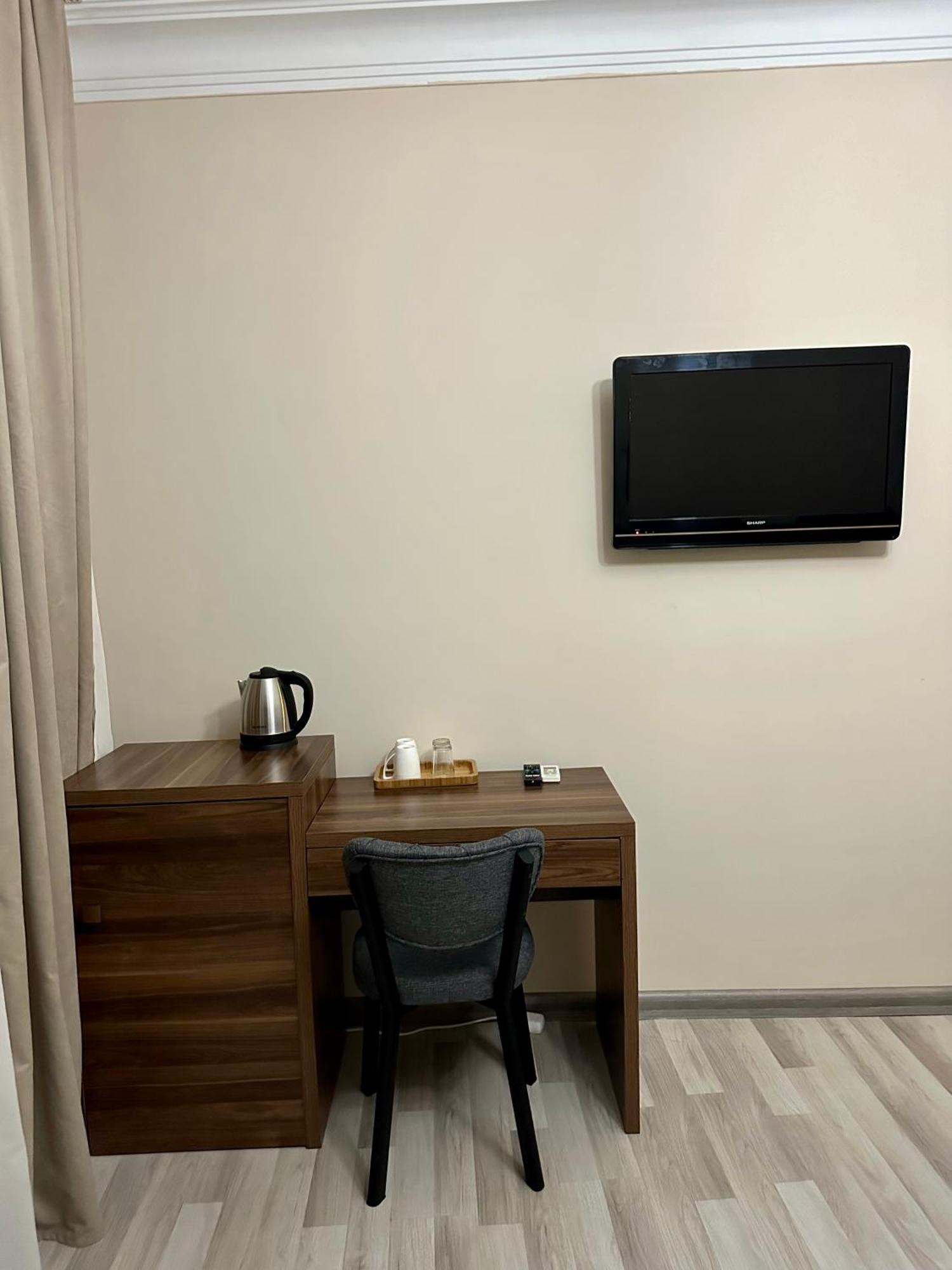 Hotel Tsereteli Batum Dış mekan fotoğraf