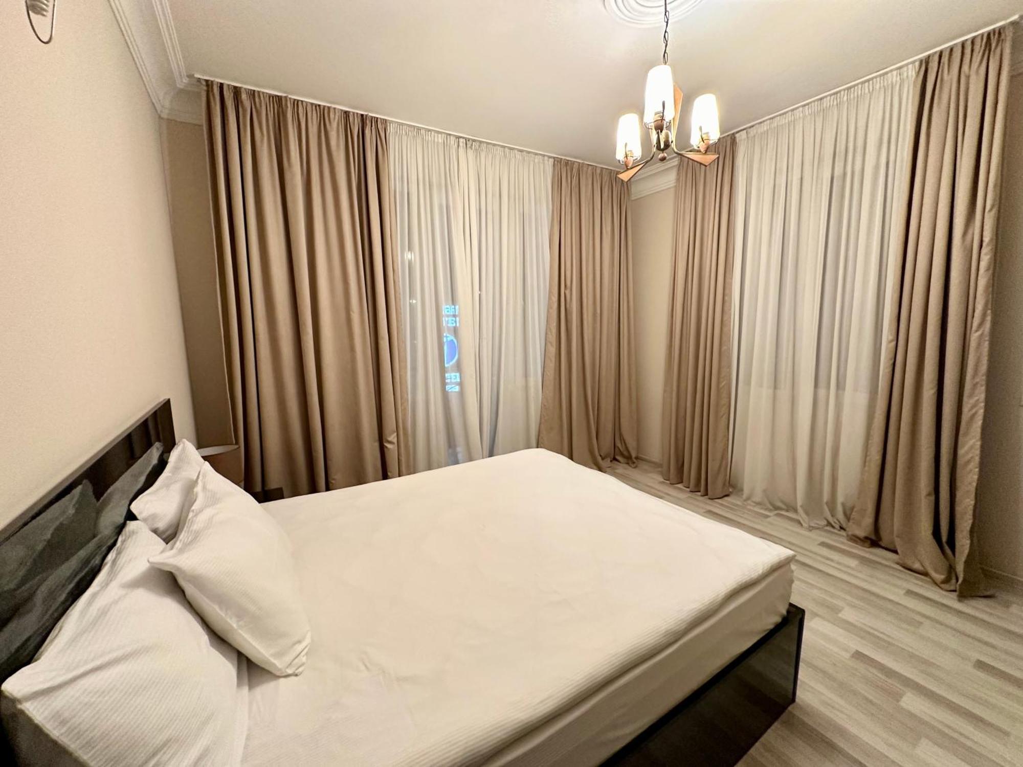 Hotel Tsereteli Batum Dış mekan fotoğraf
